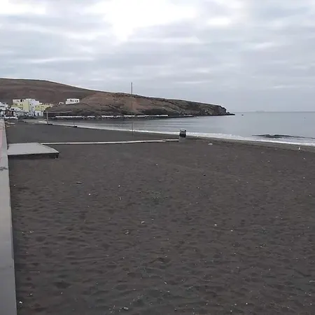 Ele Hause Blancamar * تاراخاليخو